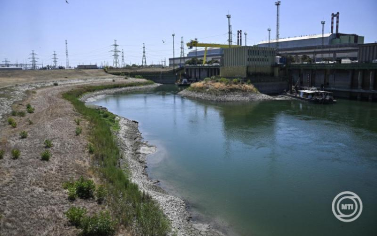 Hőség - Védelmi Munkacsoport: hosszabb hőségriasztás, stabil energiaellátás