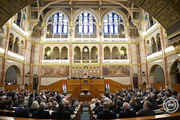 OGY - A Szuverenitásvédelmi Hivatal megszüntetéséről tárgyal a parlament