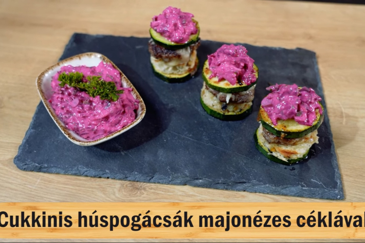 Főzzünk Robival! Cukkinis húspogácsák majonézes céklával - VIDEÓ