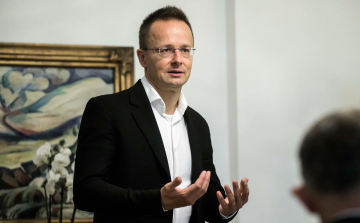 Szijjártó Péter: adottak az alapok a komoly gazdasági növekedéshez 2024-ben