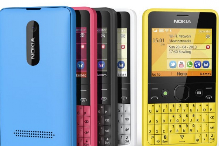 Nokia Asha 210 - QWERTY billentyűzettel ellátva