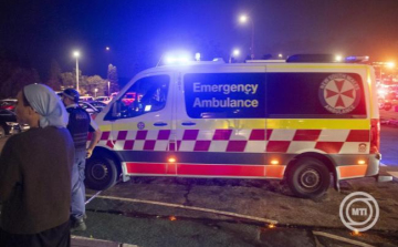 Sok embert agyonlőttek egy ausztráliai strandon egy zsidók elleni terrortámadásban