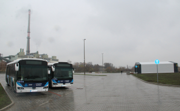 ÁTADTÁK A T-BUSZ ÚJ FORGALOMIRÁNYÍTÁSI KÖZPONTJÁT