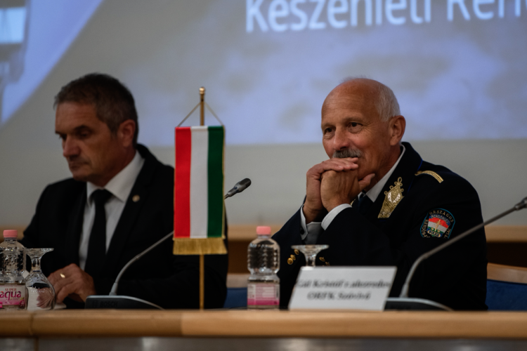 KETTŐS EMBERÖLÉS, KÉT GYANÚSÍTOTT