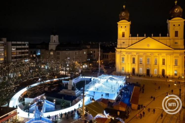 Első alkalommal rendeztek jégvirágkarnevált Debrecenben