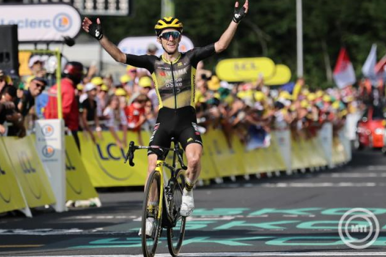 Tour de France - Simon Yates szökésből nyert, Healy átvette a sárga trikót