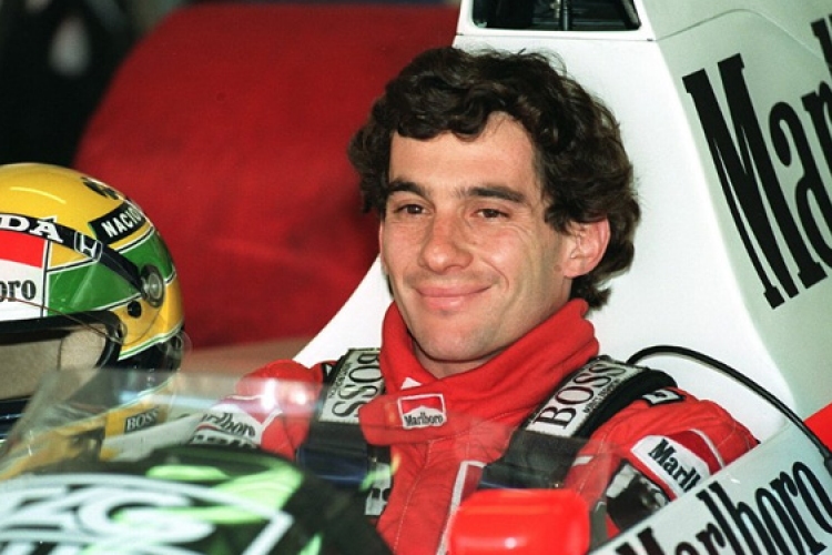 Ma lenne 54 éves az F1 legendája, Senna! - VIDEÓ