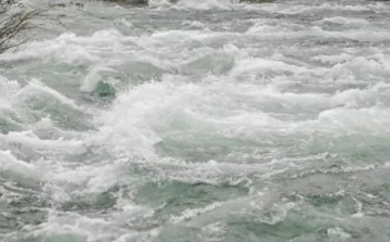 Megtalálták egy a Tiszában elmerült 11 éves kislány holttestét