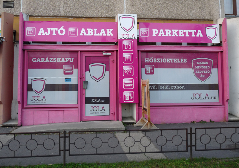 Jola Ajtó-Ablak-Parketta