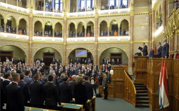 A Felvidékről kitelepítettekre emlékeznek a parlamentben