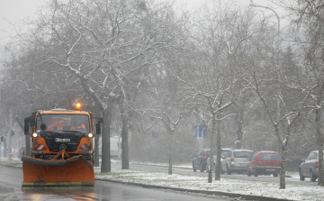 Csúszós utak Komárom-Esztergom megyében!