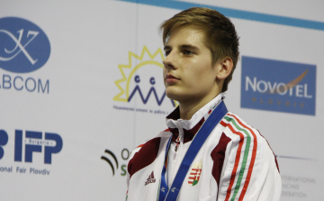 Négy magyar vívó indulhat az ifjúsági olimpián