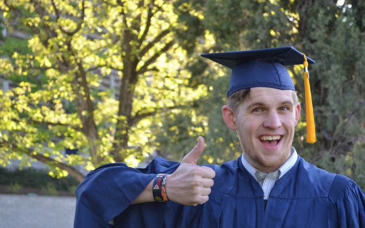 Tényleg annyival többet tud a szakmai angol nyelvvizsga?