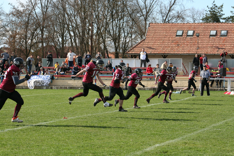 Miskolc Steelers vs Tata Mustangs 14-21